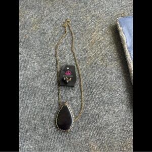 Necklace earring set